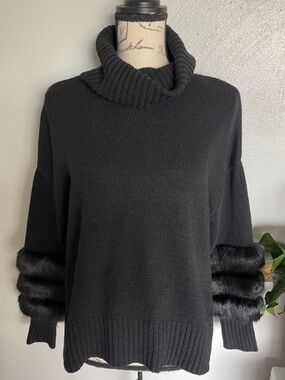 Michelle Nicole Black Turtleneck Sweater Faux Fur Sleeve Trim Cozy Chic M